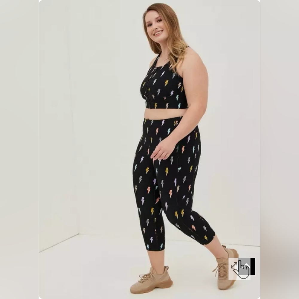 Torrid Women's Black Lightning Bolt Top And Bottom Set